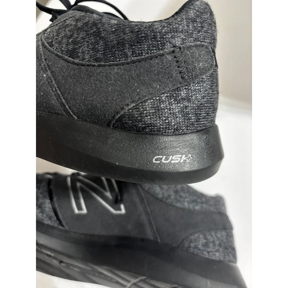 New Balance 400 Black /Gray Sneakers (sz. 11)